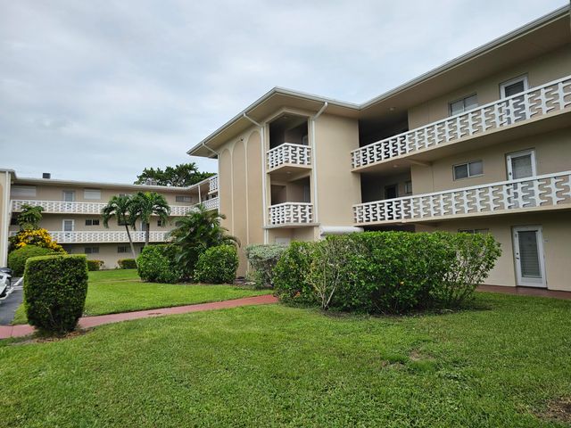 $89,900 | 2721 North N Garden, Unit 307