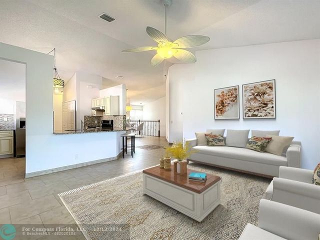 $239,970 | 20 Vía De Casas Sur, Unit 202 | Boynton Beach