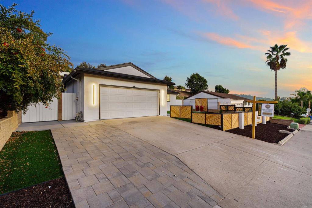 a view of a house with entertaining space