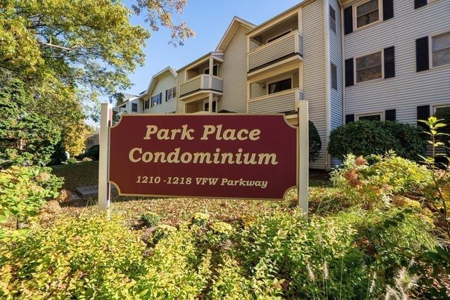 $535,000 | 1216 Vfw Parkway, Unit 40 | West Roxbury