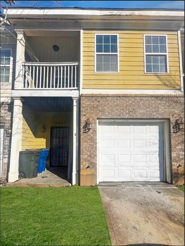 $2,100 | 2996 Jonesboro Road Southeast, Unit C | South River Gardens