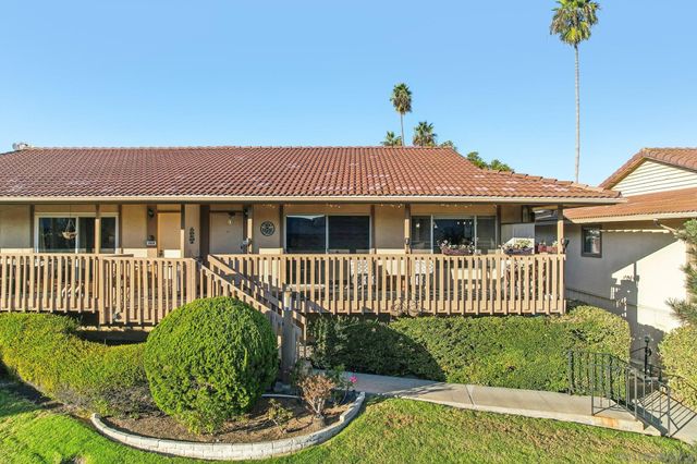 $524,900 | 1026 San Marino Drive | Lake San Marcos