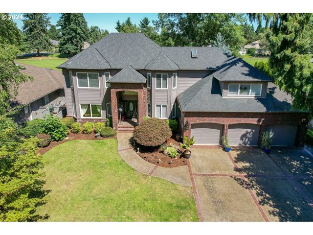 $730,000 | 719 McNary Estates Drive North | McNary Estates