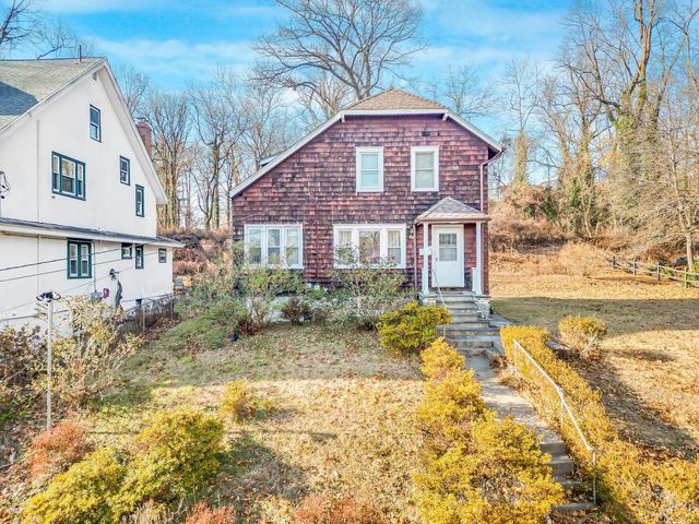 $599,000 | 74 Hutchinson Boulevard | Chester Heights