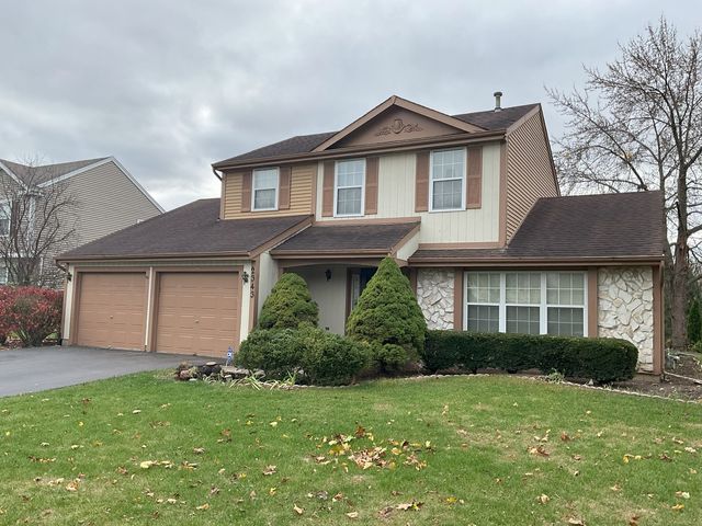 $335,000 | 2343 Glenmoor Drive | West Dundee