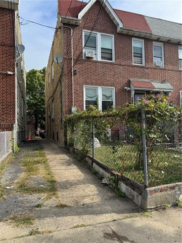 $749,000 | 927 East 219th Street | Williamsbridge