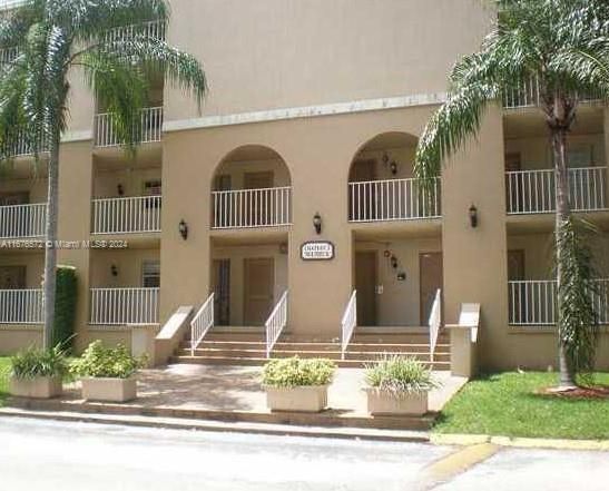 $1,750 | 7980 North French Drive, Unit 3204 | Pembroke Pines