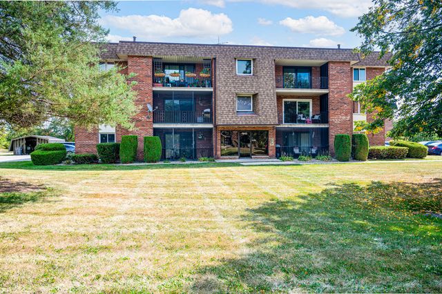 $209,900 | 9146 West 140th Street, Unit 2SW | Orland Park