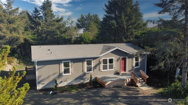 $454,999 | 166 Sand Dune Avenue Southwest | Ocean Shores