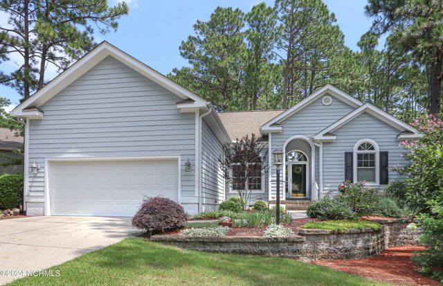 $569,000 | 121 Triple Crown Circle | Southern Pines