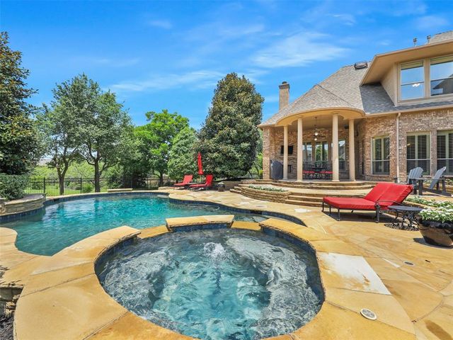 $2,199,000 | 626 Castle Rock Drive | Southlake