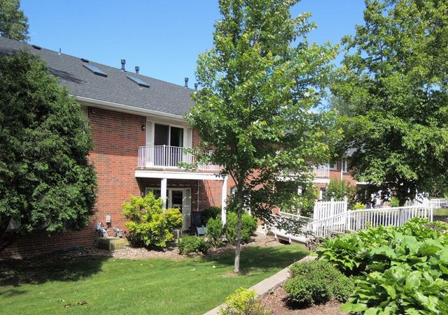 $165,900 | 6337 Alderwood Circle, Unit A | Woodbury