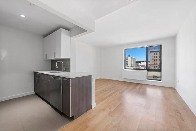 $3,995 | 44-72 11th Street, Unit B602 | Long Island City