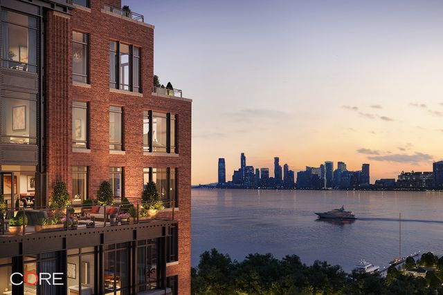 $4,050,000 | 555 West 22nd Street, Unit 9CE | Chelsea