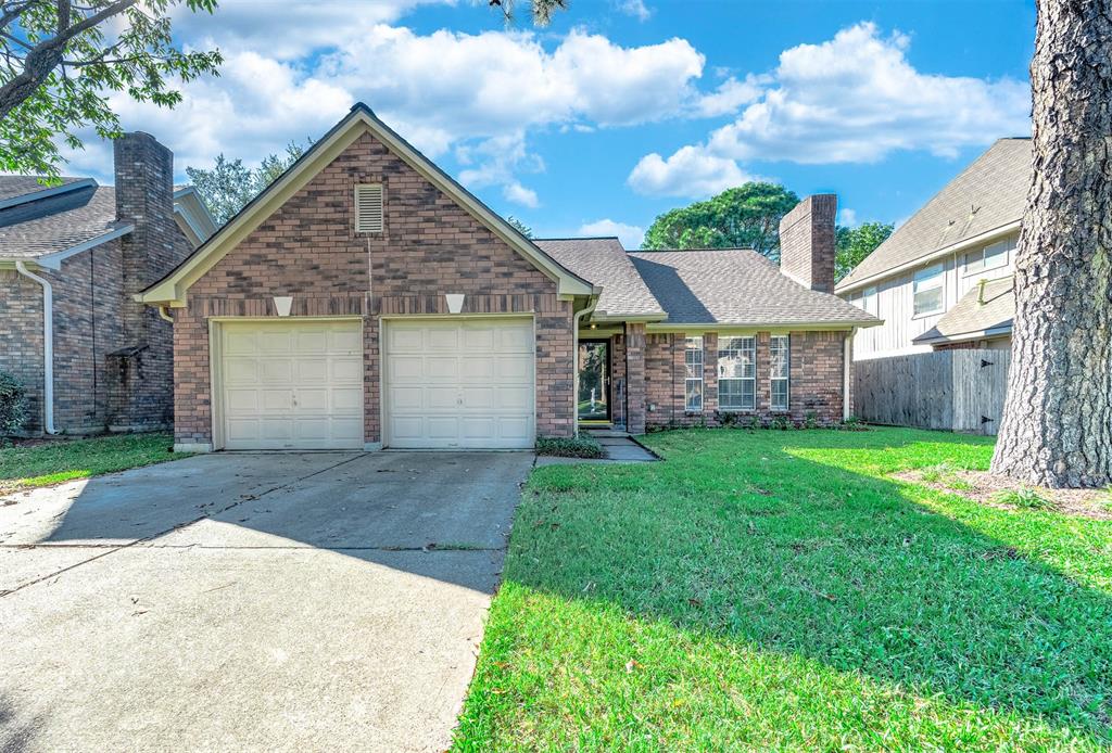 Welcome home to 16825 KettleCreek Drive located on a quiet streetin Champion Woods zoned to KleinISD!