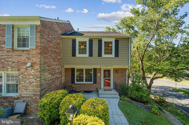 $639,000 | 5400 Calstock Court | Lake Braddock