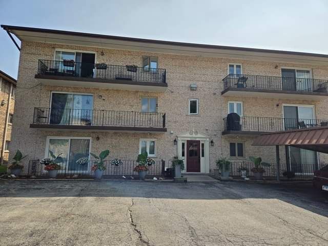 $120,000 | 10609 SW Highway, Unit 3A | Worth