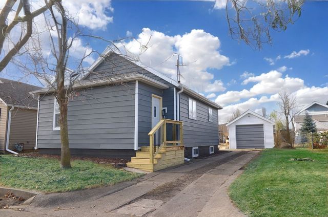 $172,500 | 207 17th Avenue | Naplate