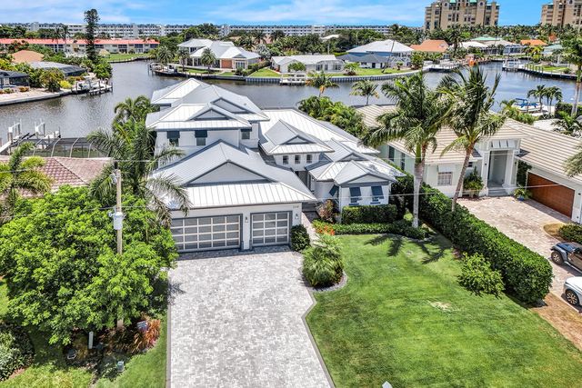 $4,600,000 | 1119 Edington Place | Olde Marco Condominiums