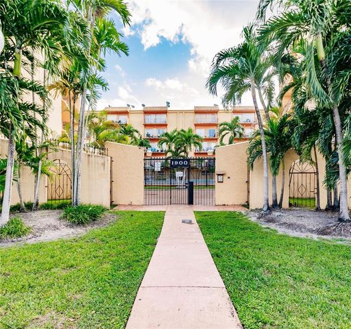 $219,999 | 1900 West 54th Street, Unit 213 | Hialeah