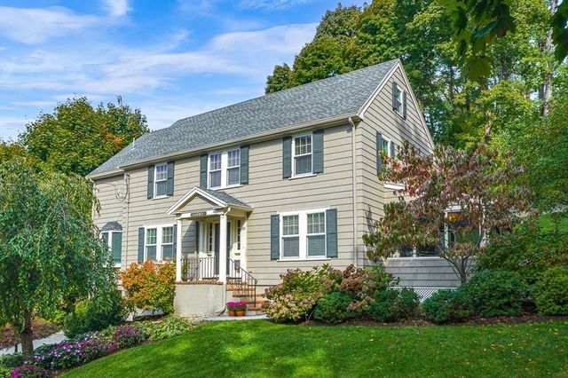 $1,875,000 | 10 Marshall Road | Winchester Town Center