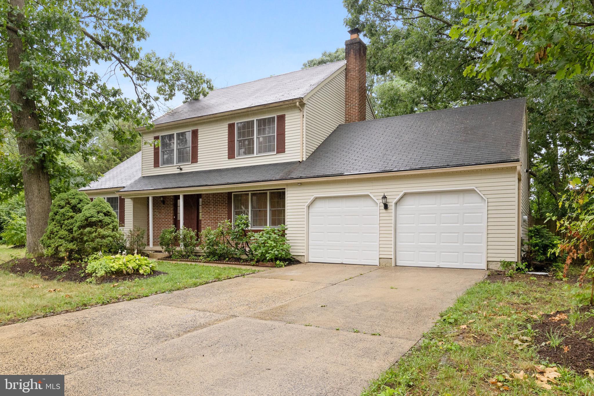 front view of house with a yard