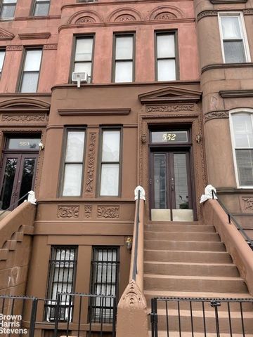 $1,900 | 552 West 165th Street, Unit 2 | Washington Heights