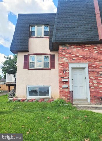 $1,725 | 243 Glenside Avenue | Holmes