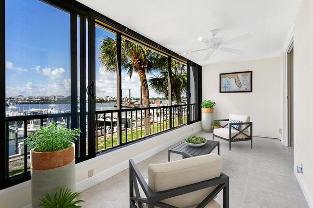 $825,000 | 1748 Jupiter Cove Drive, Unit 220 | Jupiter