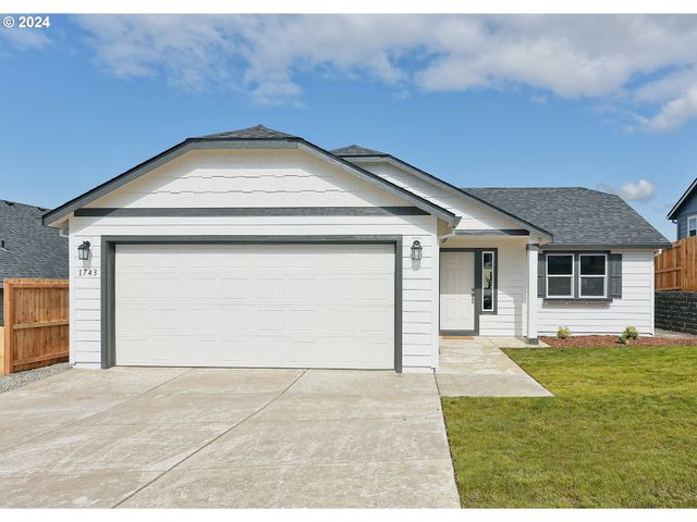 $449,990 | 5007 Cedar View Drive | South Springfield