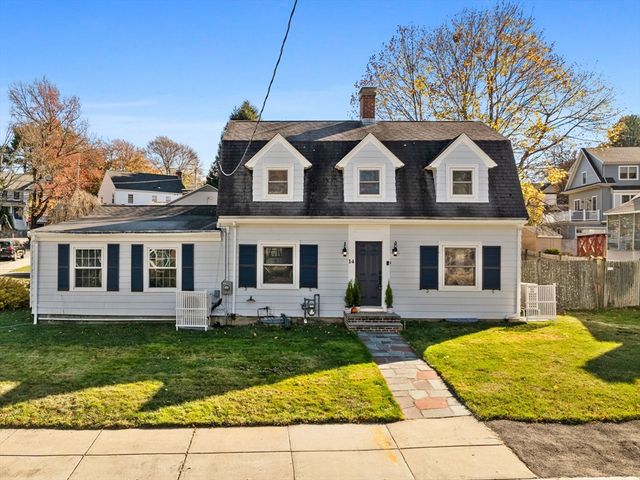 $1,099,000 | 14 Neillian Crescent | Jamaica Plain