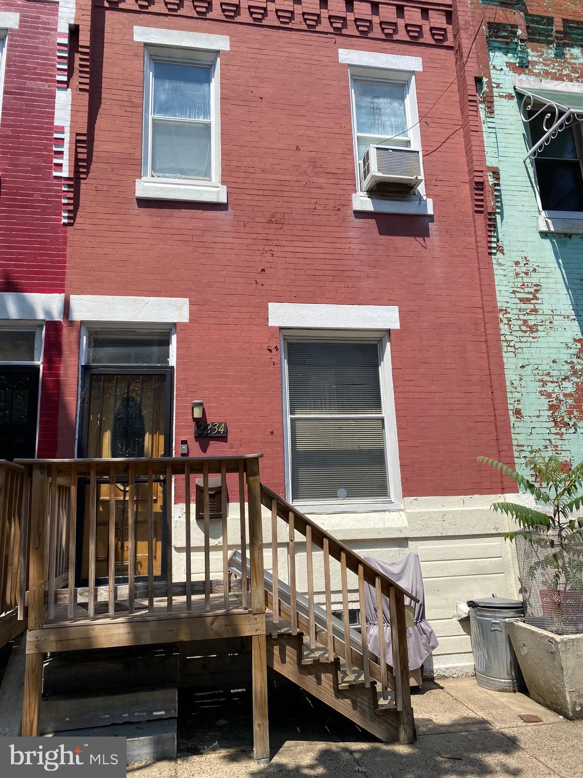 a view of house with outdoor space