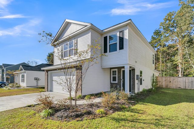 $2,650 | 399 Spruce Ivy Street | Moncks Corner