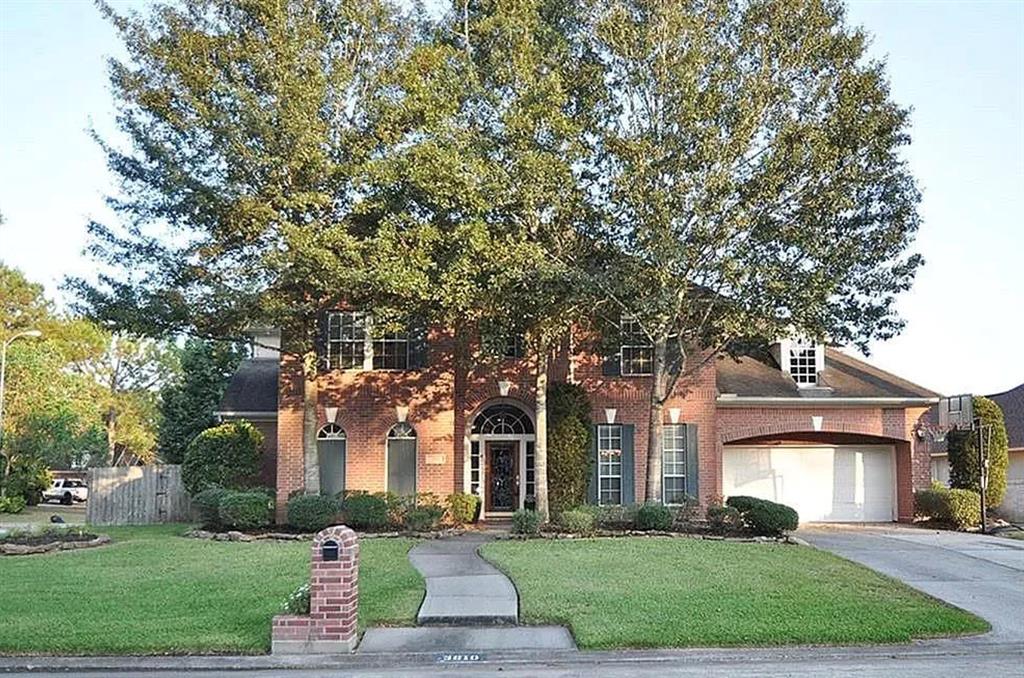 front view of house with a yard