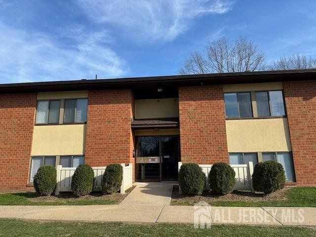 $2,399 | 356 Ridge Road, Unit H08 | Dayton