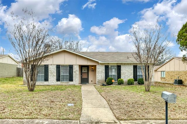 $240,000 | 709 Priscilla Lane | DeSoto