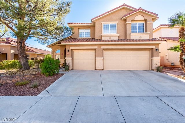 $825,000 | 8229 Sedona Sunrise Drive | Sedona in the Pueblo at Summerlin