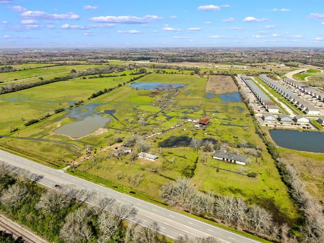 $7,855,610 | 45814 Highway 290 Business | Prairie View