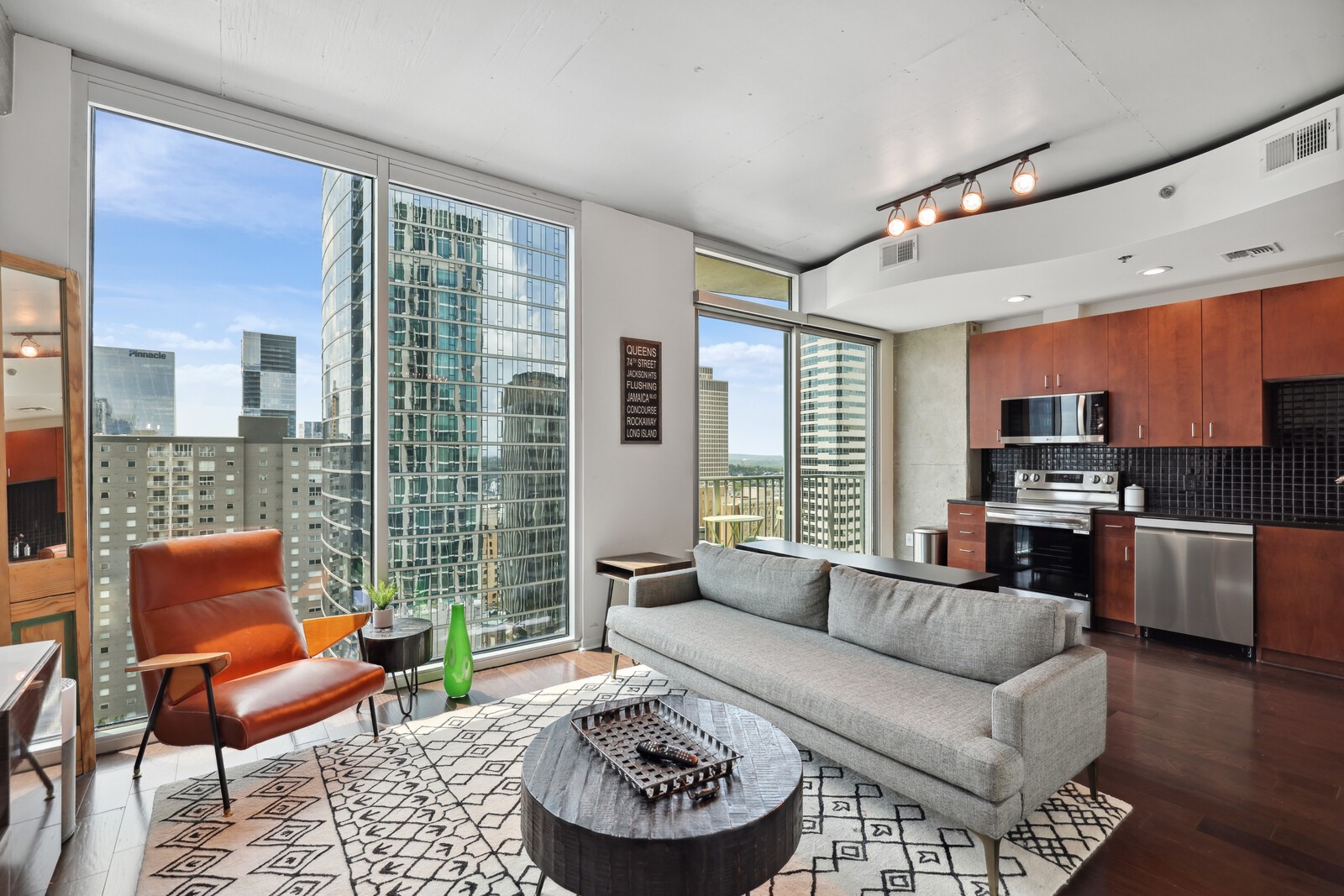 This Condo has the VIEWS! Floor to Ceiling Windows to look out on the City of Nashville.