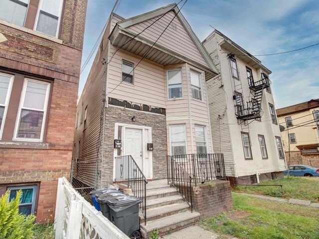 $649,000 | 64 Rutgers Avenue | The Hill