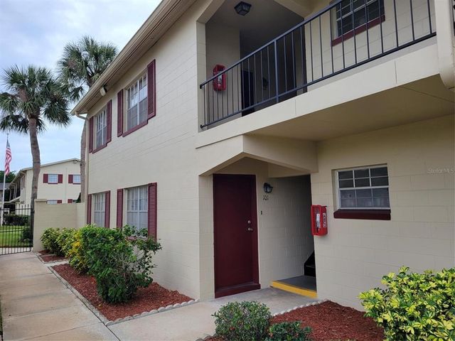 $129,900 | 5505 Hernandes Drive, Unit 101 | Pine Hills