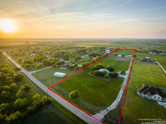 $1,499,000 | 1940 Lower Seguin Road