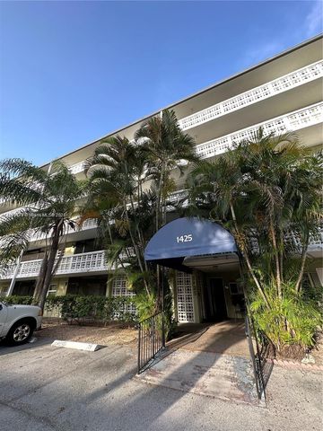 $1,700 | 1425 Arthur Street, Unit 509B | Hollywood Lakes