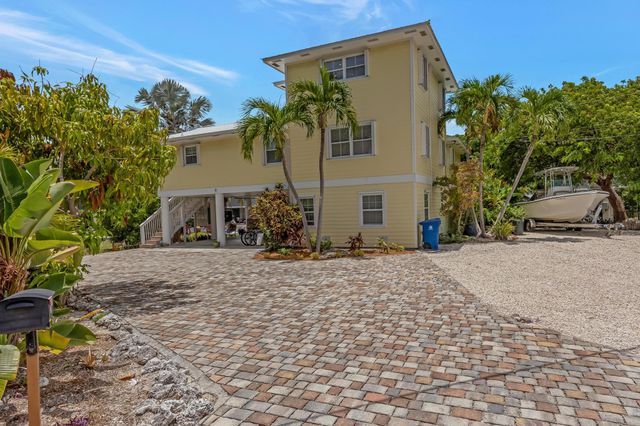 $1,575,000 | 9 Jade Drive | Big Coppitt Key