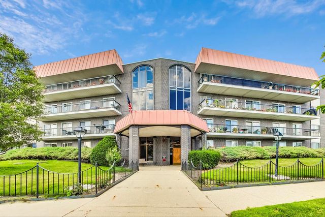 $275,000 | 4840 Foster Street, Unit 411 | Skokie