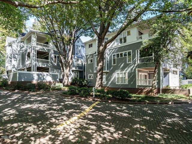 $352,500 | 700 Bishops Park Drive, Unit 104 | Bishops Park