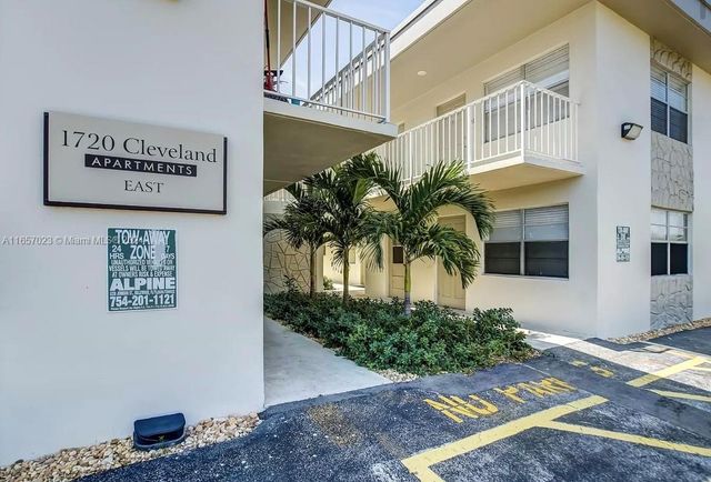 $2,500 | 1720 Cleveland Street, Unit 114E | Hollywood Lakes