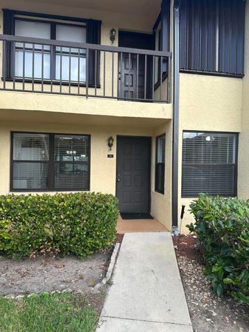 $2,200 | 4708 Lucerne Lakes Boulevard East, Unit 102 | Lucerne Lakes