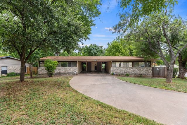 $750,000 | 2511 Sherwood Lane | Sherwood Oaks