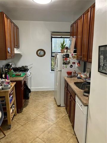 $409,888 | 402 Bay Ridge Parkway, Unit 42 | Bay Ridge